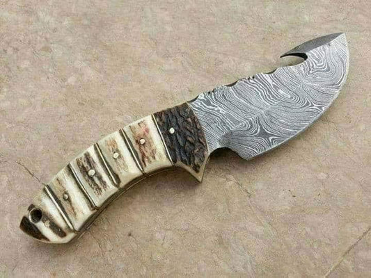 New Handmade Damascus Skinning Knife