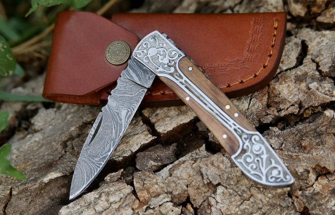 Handmade Damascus Steel Personalized Groomsman Pocket Knife