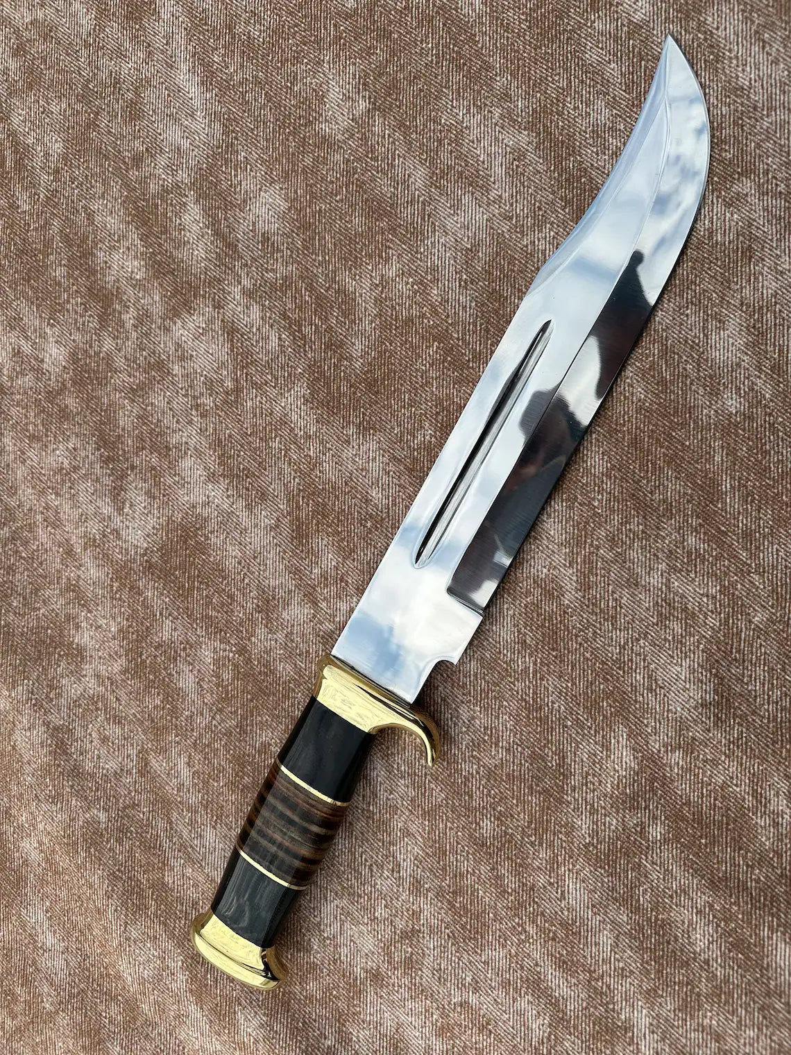 Custom made D2 Tool Steel High Polish Crocodile Dundee Bowie Rambo knife