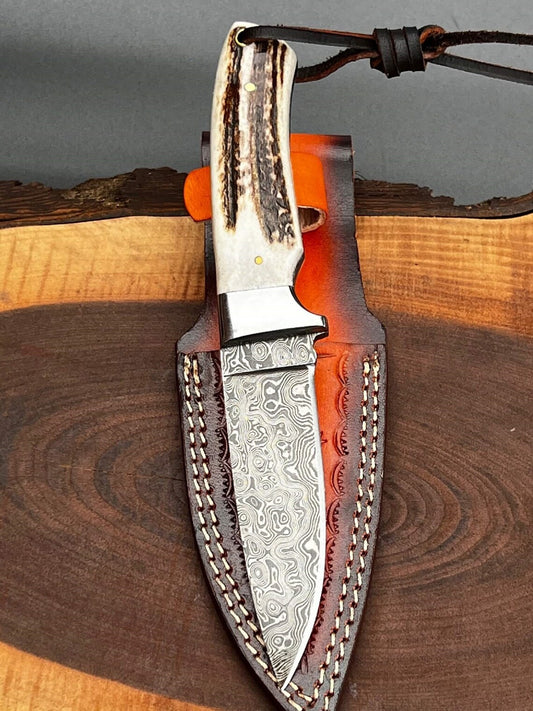 Custom Damascus Steel Skinning Knife
