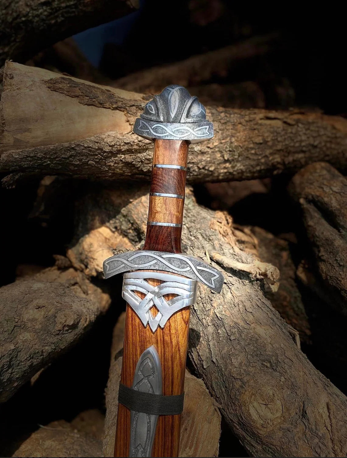 Hand Forged Damascus Steel Viking Sword Sharp, Battle Ready Medieval Sword, Northmen Viking Sword