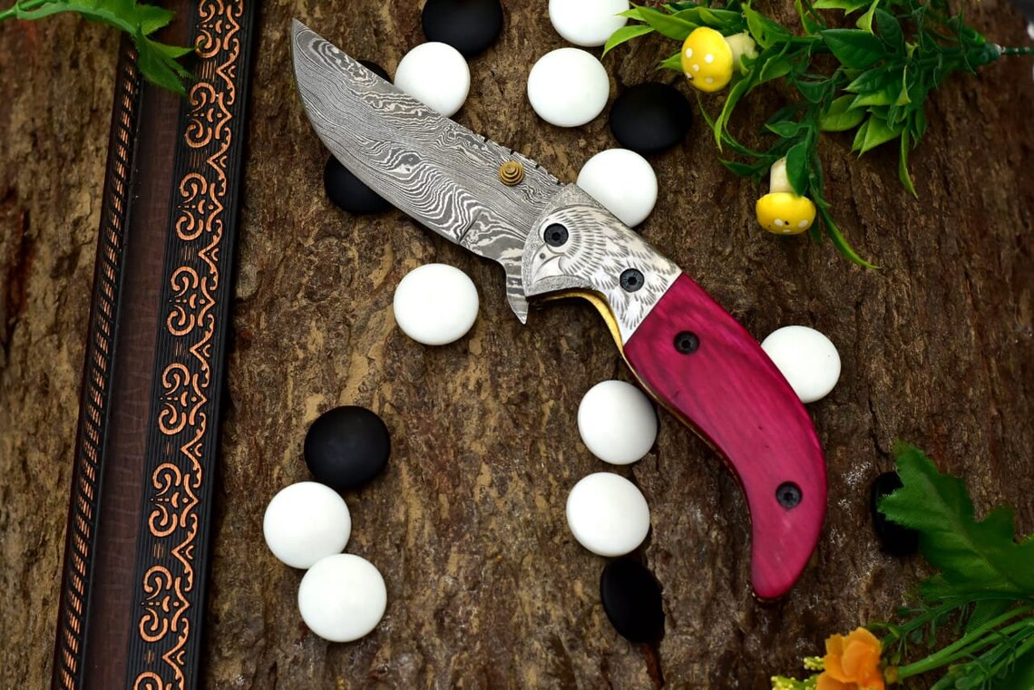 Beautiful Custom Handmade Damascus Steel Folding Pocket Knife