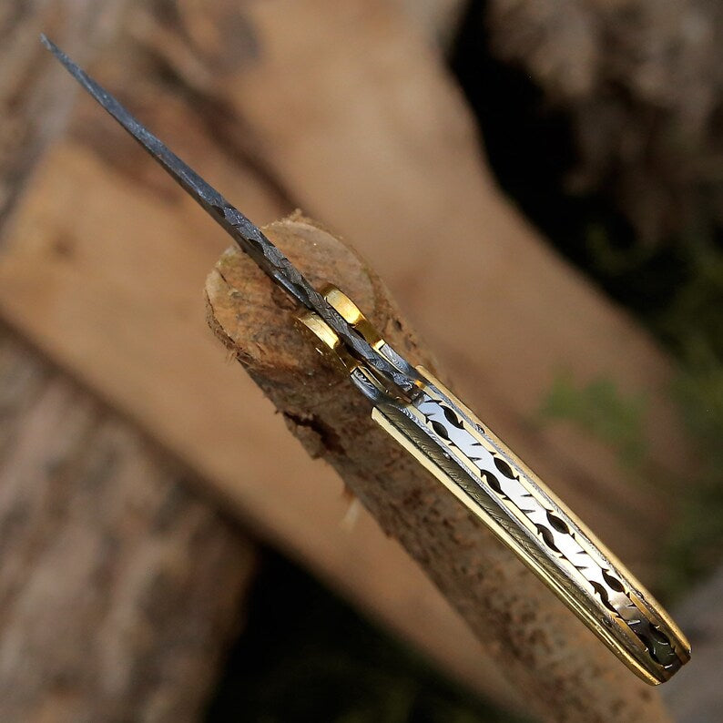 Custom Handmade Damascus Steel Pocket Knife